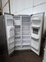 Gebruikte Samsung RS50N3903SA/EF - Amerikaanse koelkast - Zilver met ijsdispencer en mini bar - Afbeelding 6